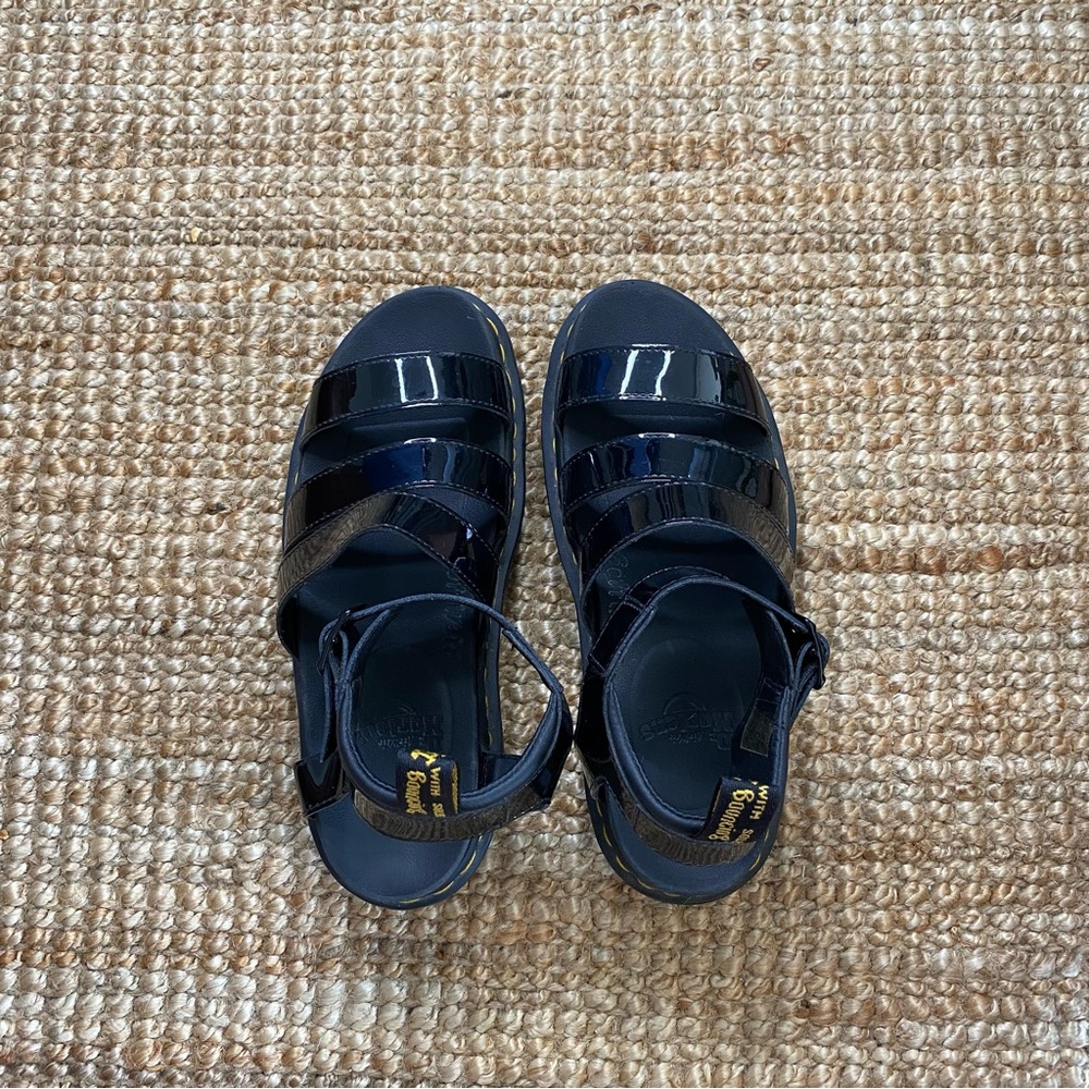 Dr. Martens Blaire sandal